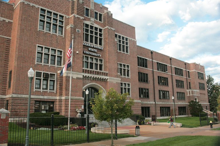 harris_stowe_state_univ_admin_bldg_hbcu_story